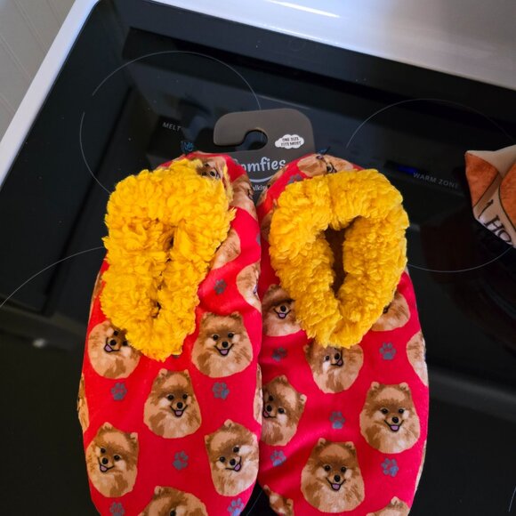 Pomeranian New Lot Slippers & Large Pomeranian Pillow Just gorgeous - Picture 4 of 5